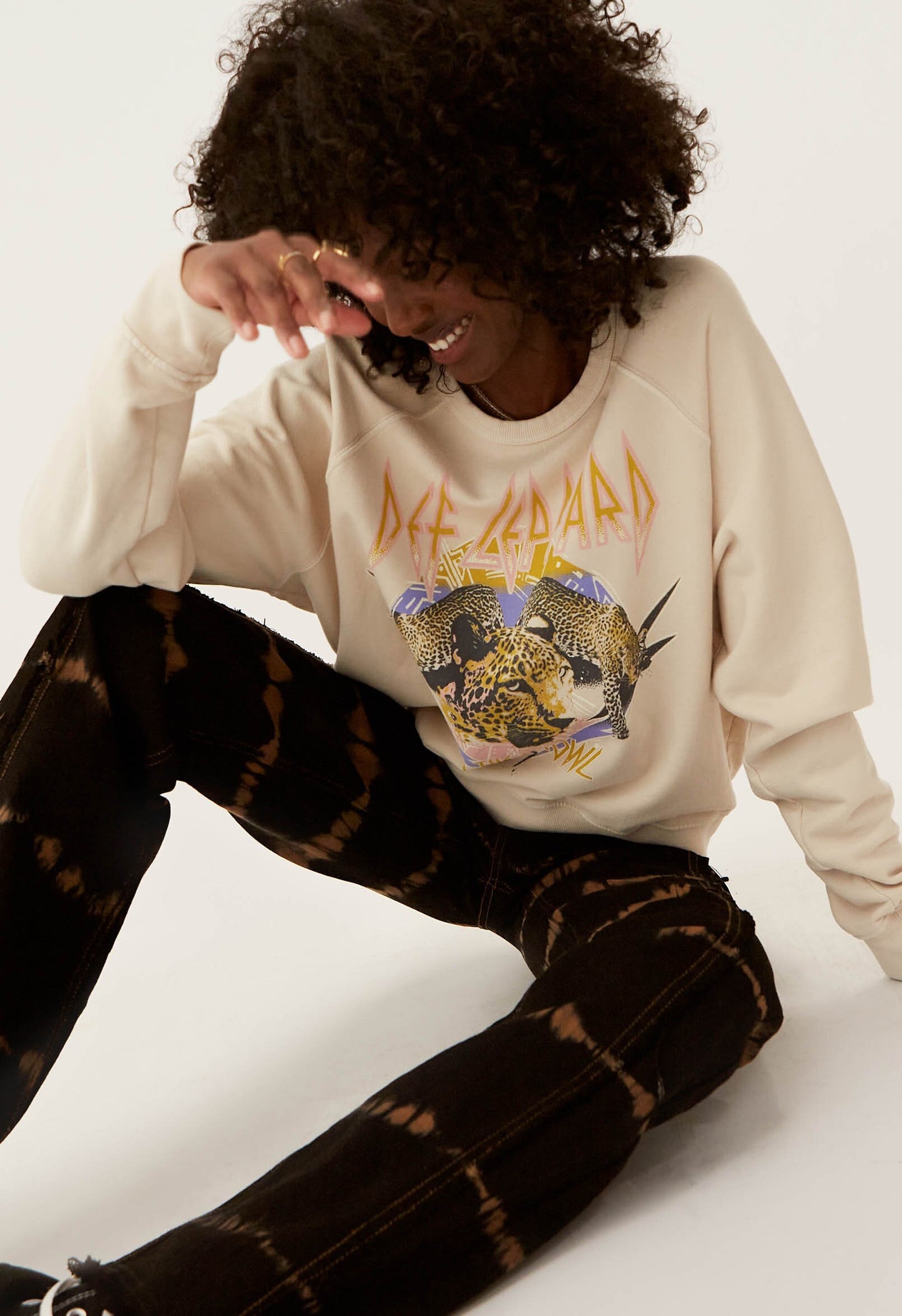 Daydreamer Def Leppard Prowel Crewneck Sweatshirt